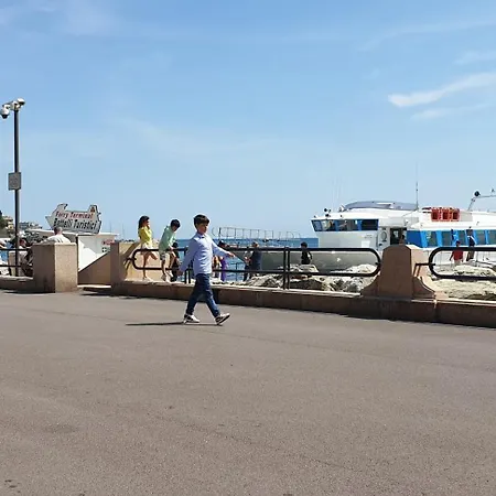 Acquamarina *